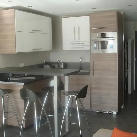 Le Nude - Port Ambonne Village Naturiste Agde