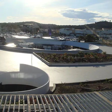 Le Nude - Port Ambonne Village Naturiste 阿格德